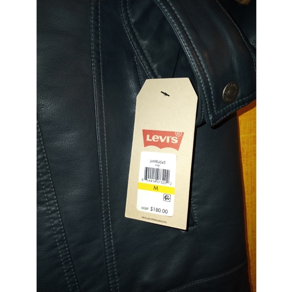 LEVI'S MEN FAUX LEATHER TRUCKER JACKET - Picture 8 of 10